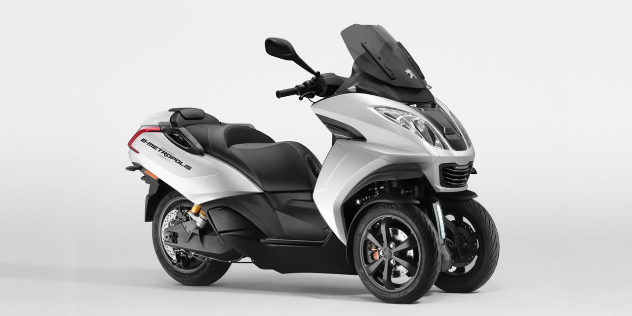 Peugeot presenta la versión eléctrica de su scooter de tres ruedas
