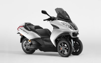 Peugeot presenta la versión eléctrica de su scooter de tres ruedas