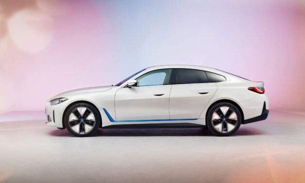 BMW desvela su próxima berlina eléctrica i4 en la conferencia anual del grupo
