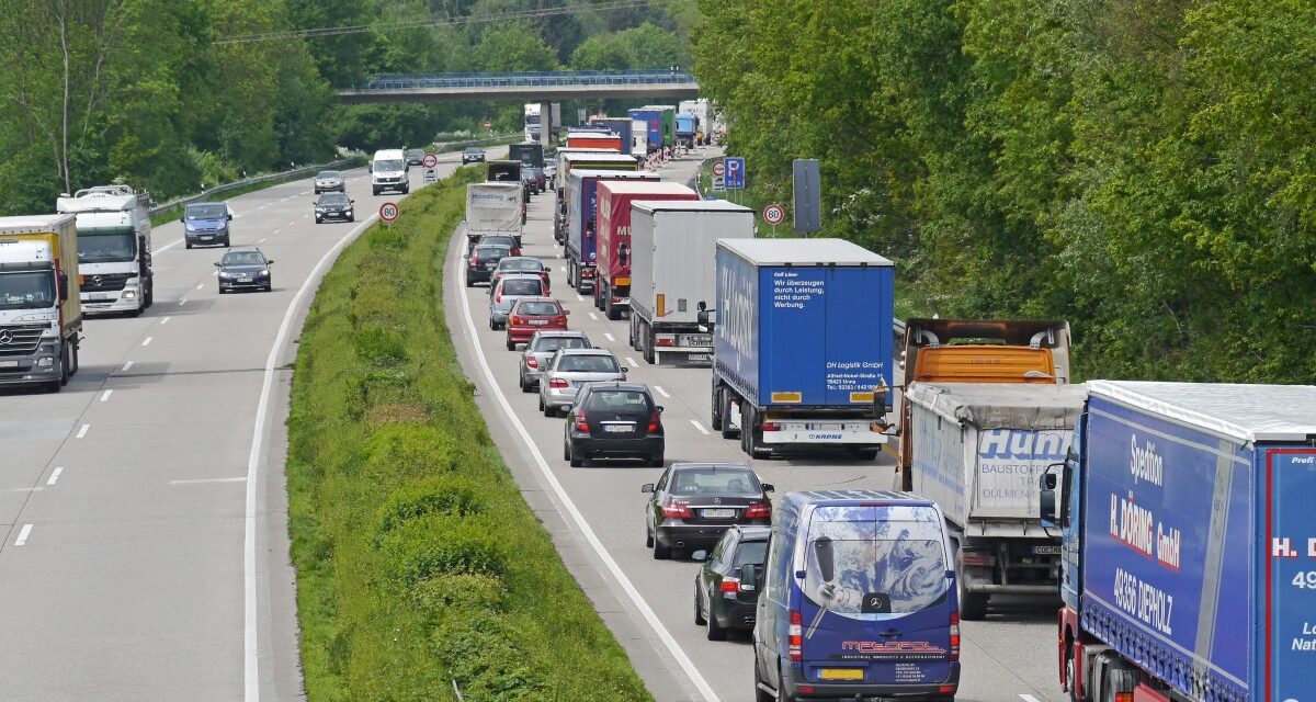 ACEA reclama acción urgente en UE para que camiones reduzcan 30% CO2 en 2030