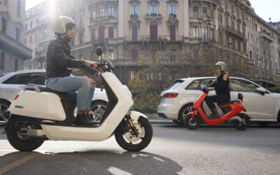 ¿Cuanto ahorra un scooter eléctrico respecto a uno de gasolina?